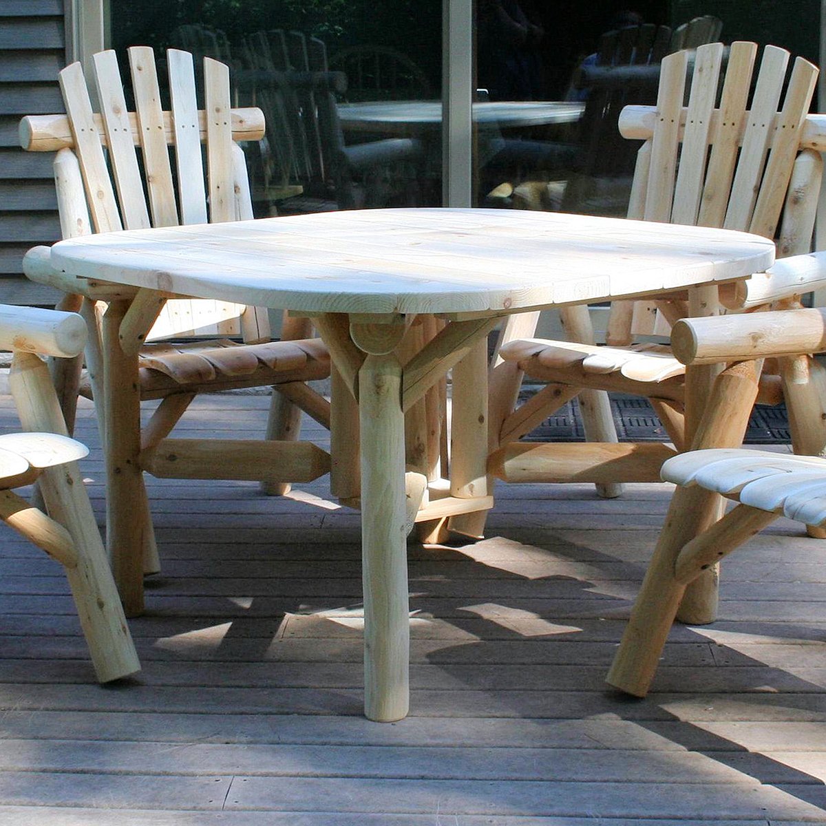 Lakeland Mills Cedar Log Roundabout Table & Chair